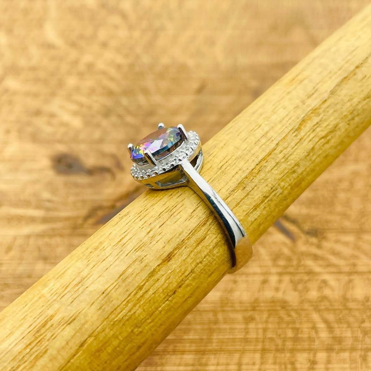 Women's Mystic Topaz Ring - TryAladdin