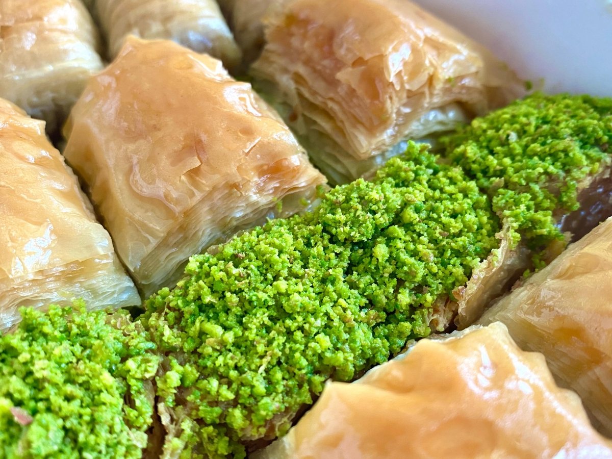 Gaziburma Mustafa | Assorted Baklava - TryAladdin