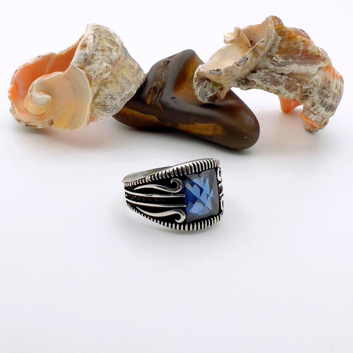 Blue Sapphire Stone Silver Ring - TryAladdin