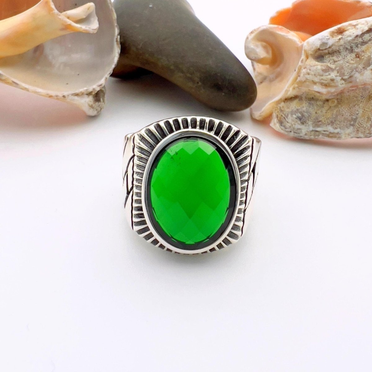 Green Oval Emerald Stone Men's Silver Ring - TryAladdin