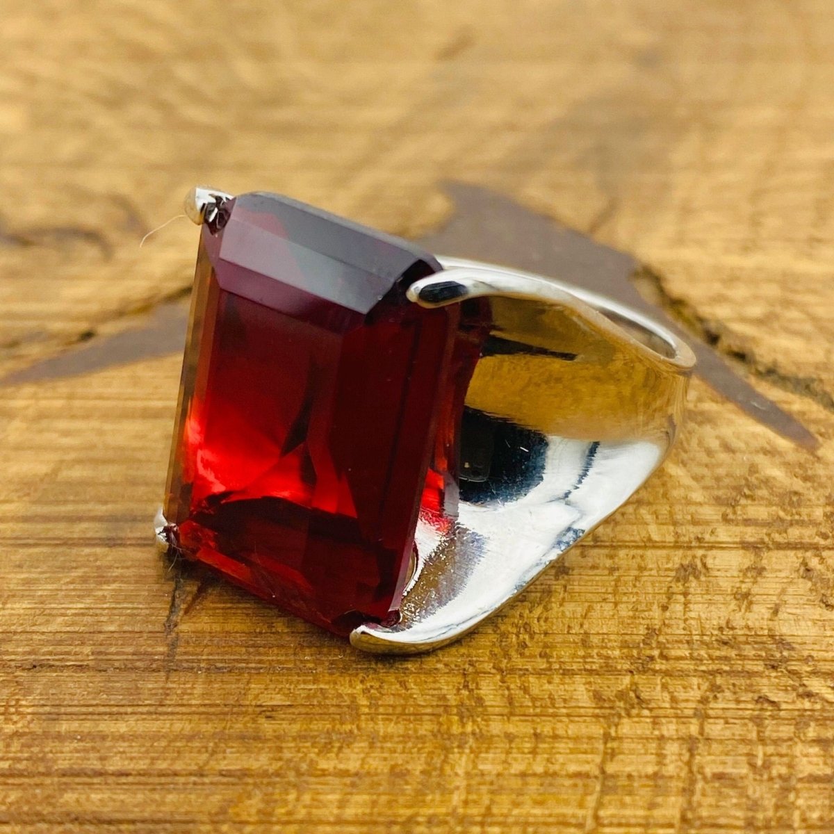 Handmade WoMen's Red Ruby Ring - TryAladdin