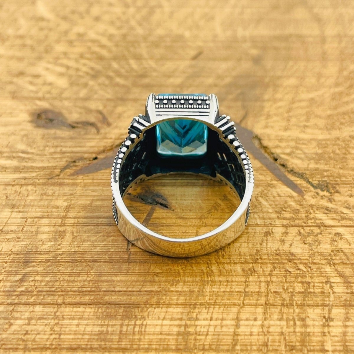 Men's Aquamarine Silver Ring - TryAladdin