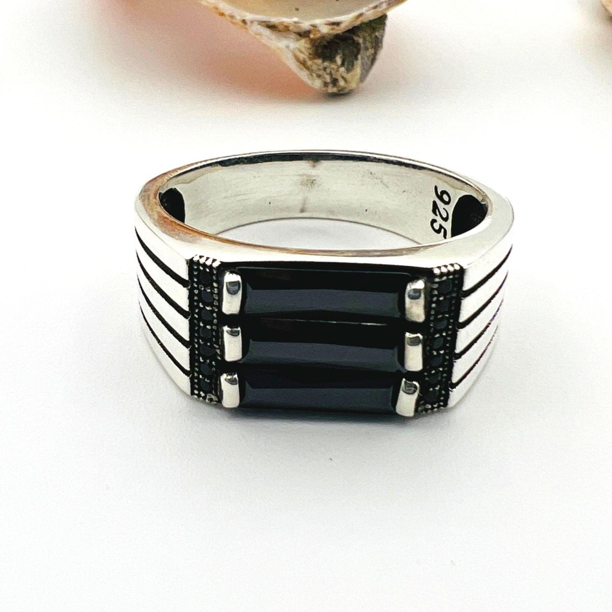 Men's Black Onyx Ring - TryAladdin