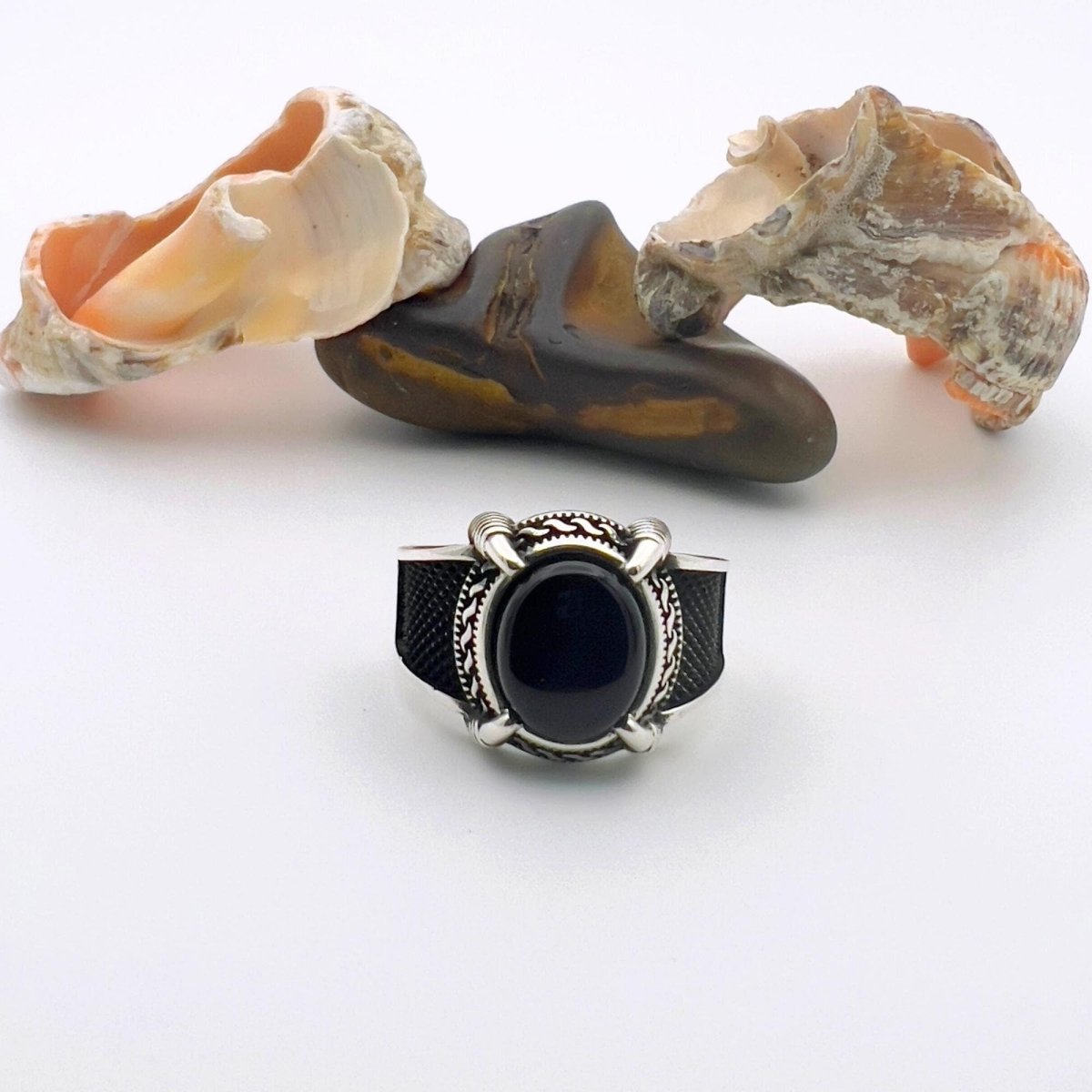 Men's Black Onyx Stone Ottoman Style Silver Ring - TryAladdin