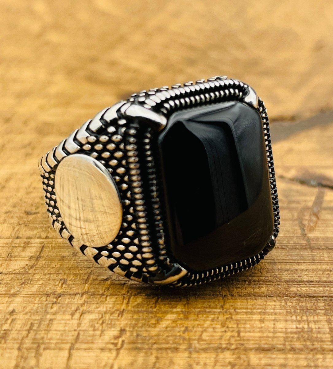 Men's Black Onyx Stone Silver Ring - TryAladdin