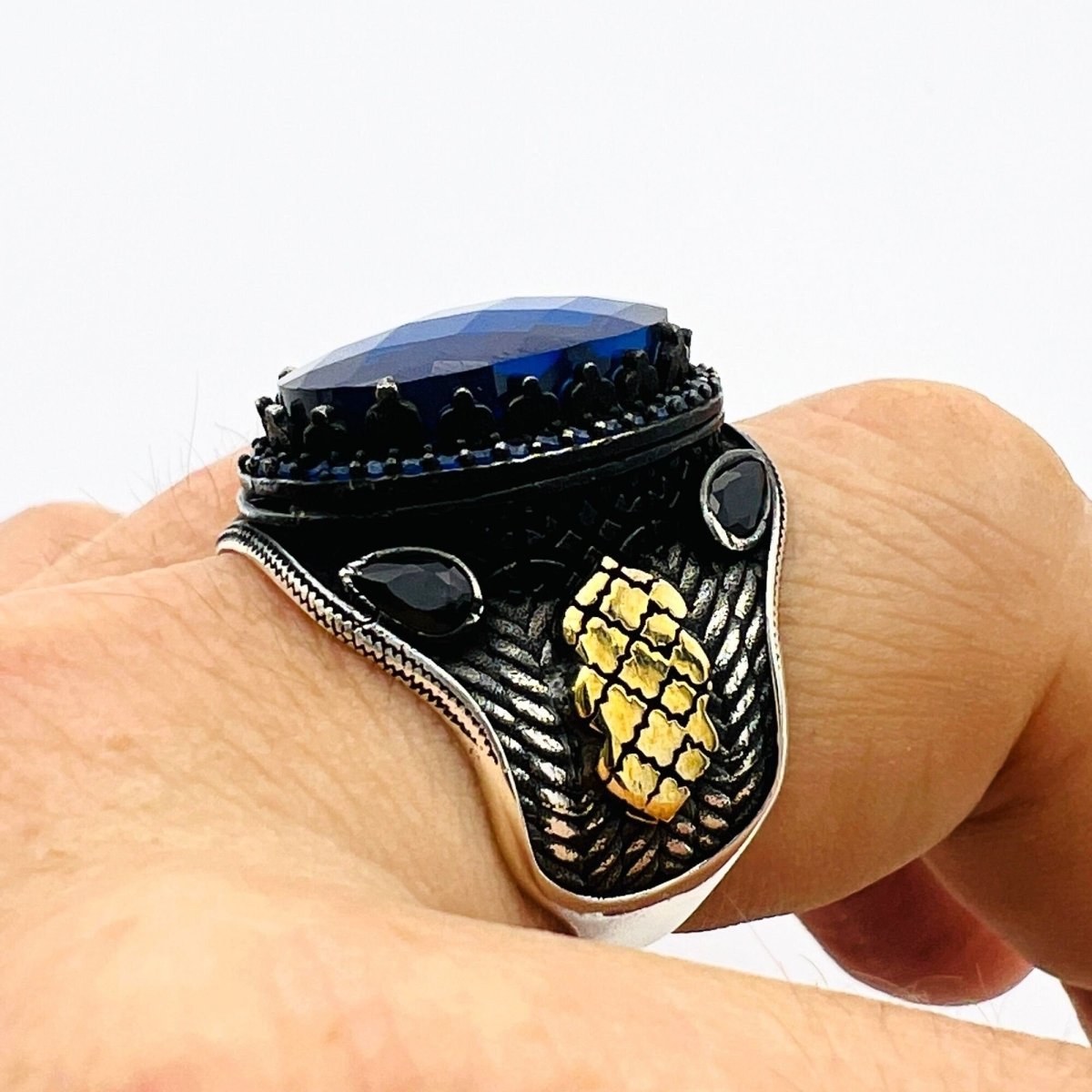 Men's Blue Sapphire Silver Ring - TryAladdin