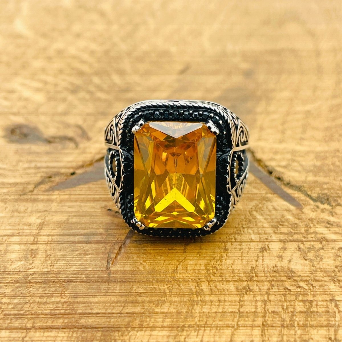 Men's Citrine Silver Ring - TryAladdin