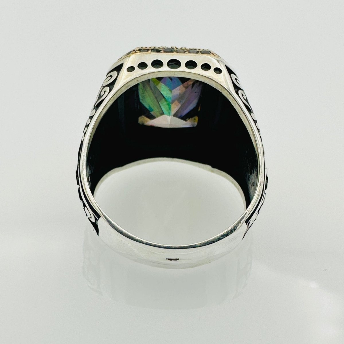 Men's Emerald Green Stone Turkish Silver Ring - TryAladdin