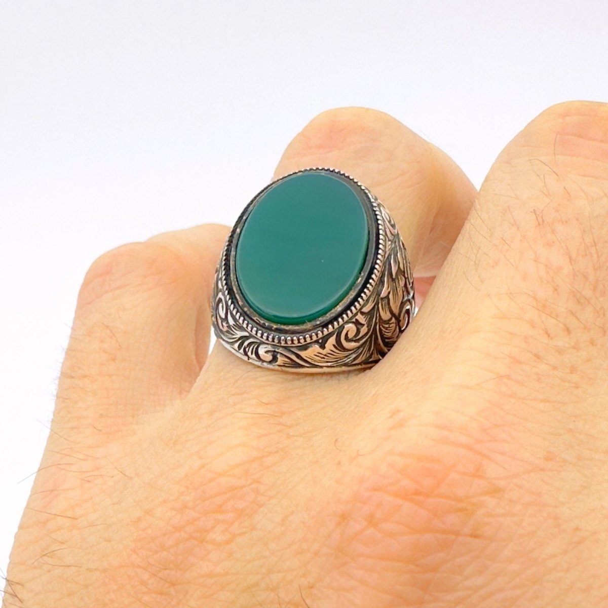 Men’s Green Agate Ottoman Ring - TryAladdin