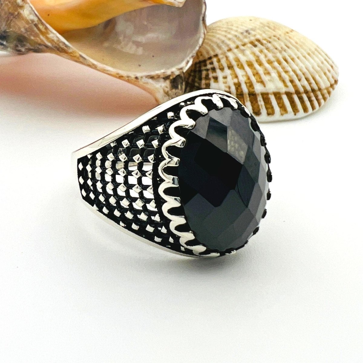 Men's Handmade Silver Onyx Ring - TryAladdin