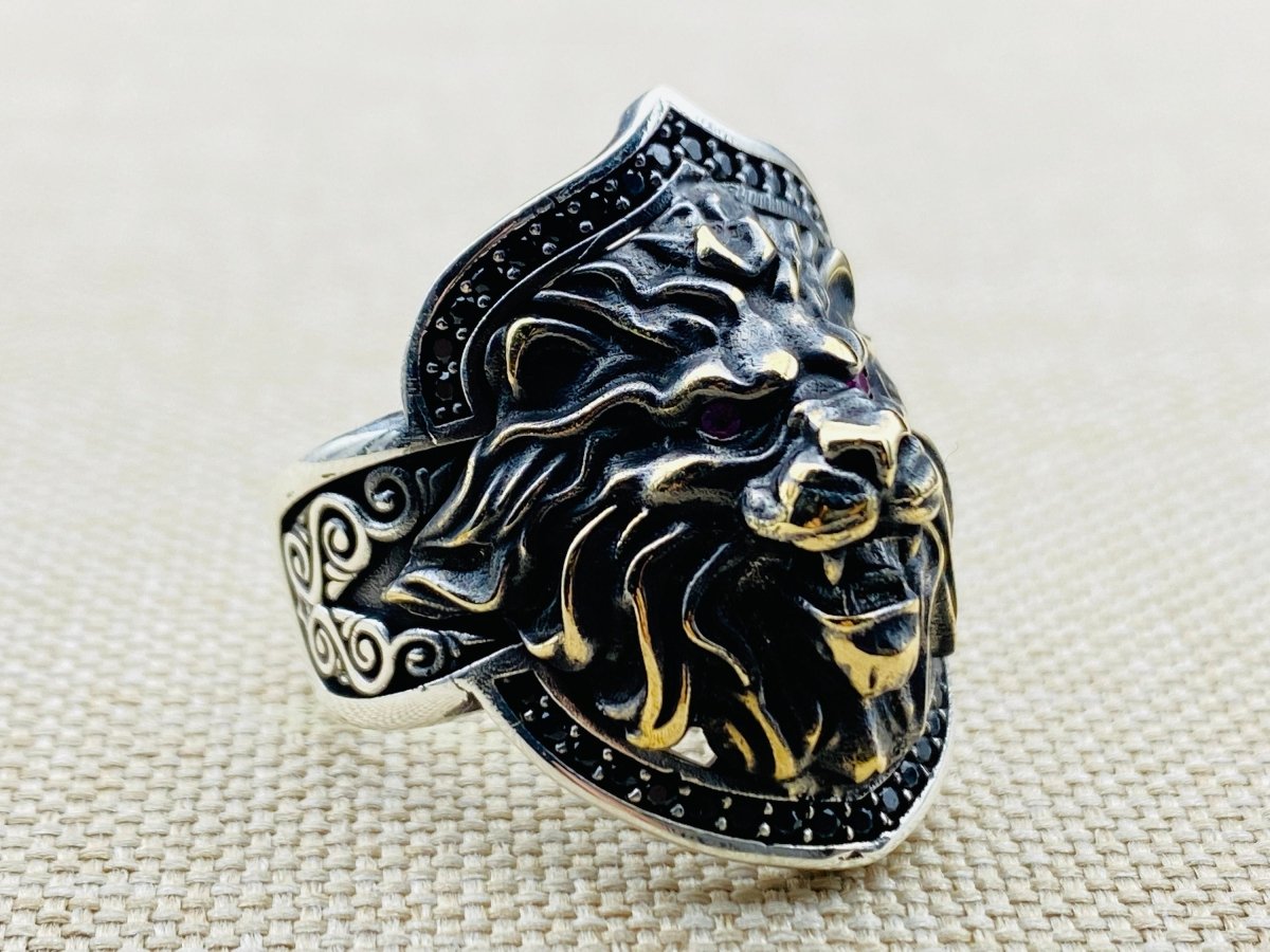 Men's Lion Design Silver Ring - TryAladdin