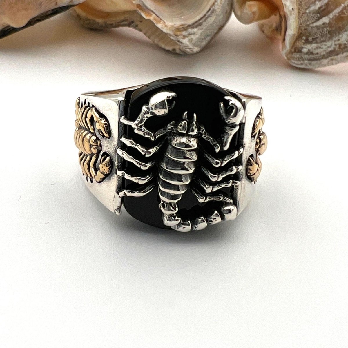 Men's Onyx Scorpion Ring - TryAladdin