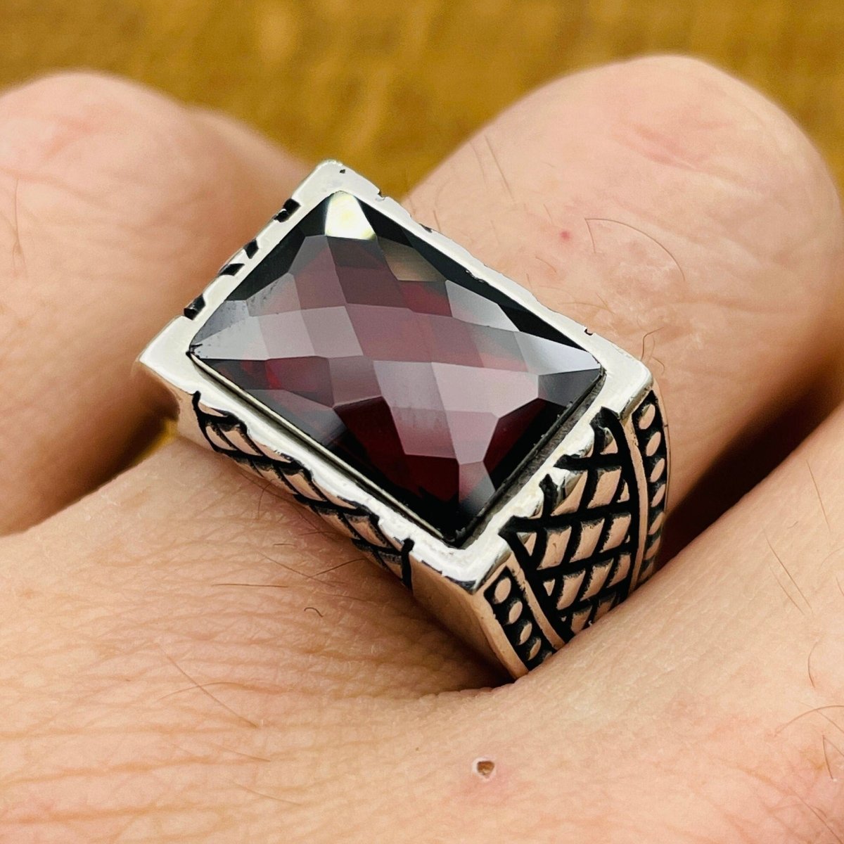 Men's Rectangle Red Zircon Stone Ring - TryAladdin