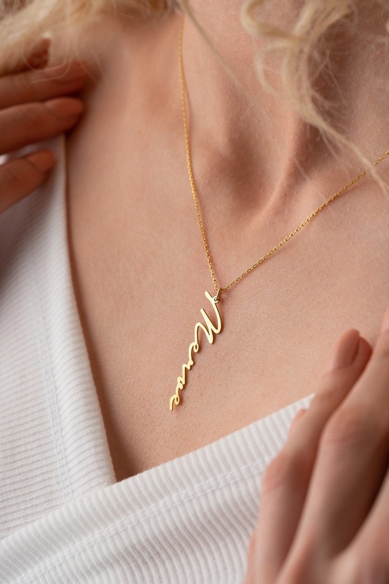 Nereze | Personalized Handwritten Vertical Name Necklace - TryAladdin