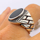 Onyx Men's Silver Ring - TryAladdin