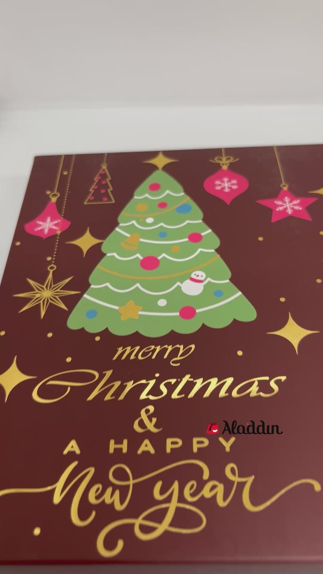 에마 초콜릿 밀크와 화이트 초콜릿 트러플 스트로베리 필드 - 메리 크리스마스 박스 - 250g