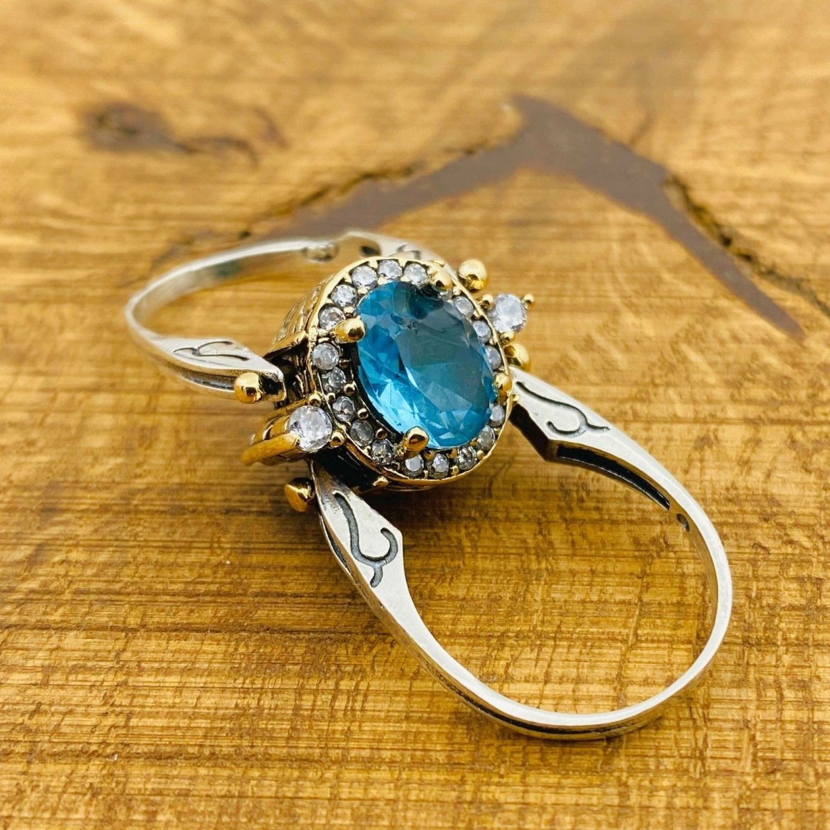 Reversible Ring, Aqua - Emerald Oval Stone - TryAladdin