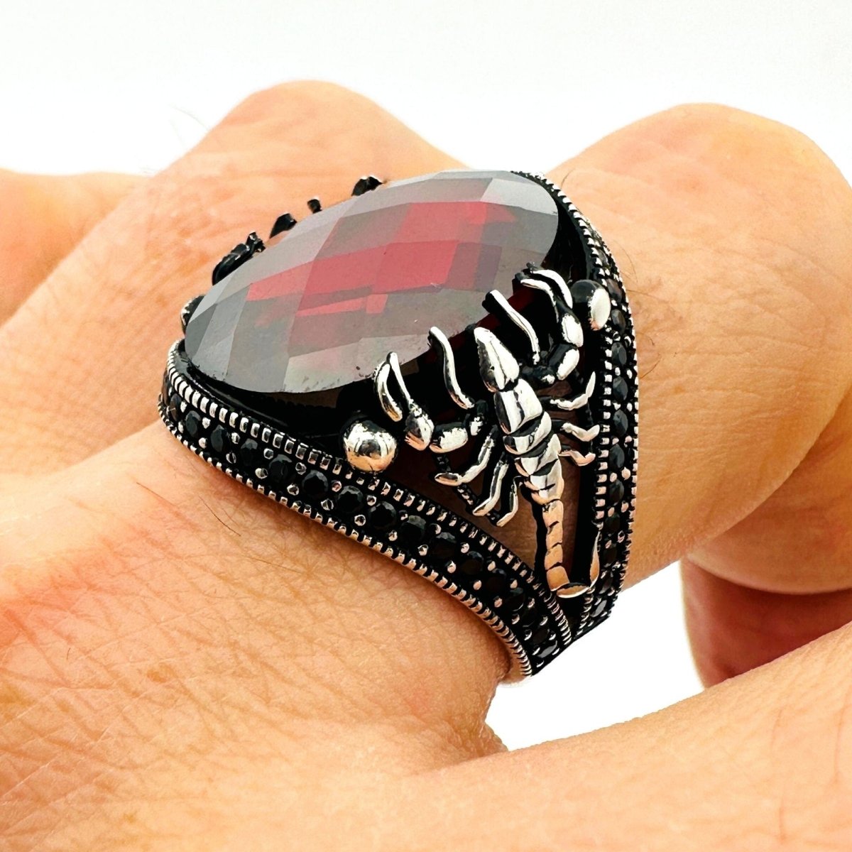 Scorpion Detailed Silver Men's Ring - TryAladdin