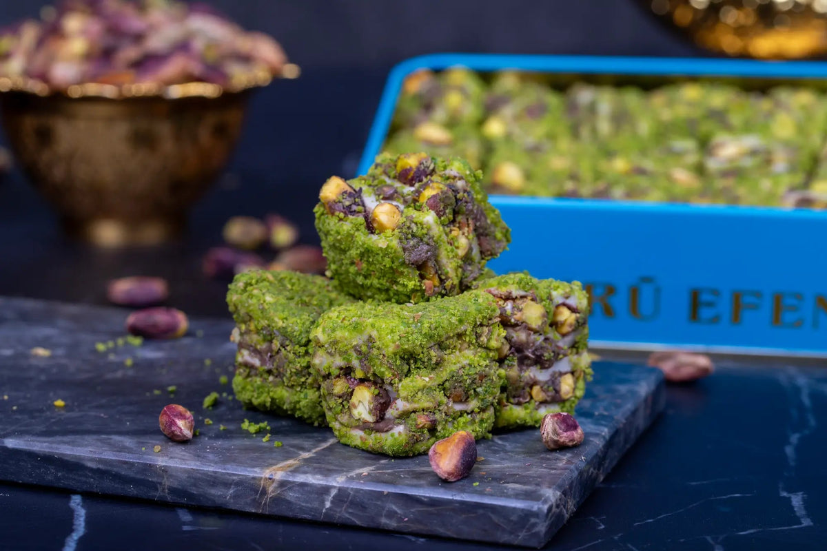 Sukru Efendi 1935 | Luxury Baklava Turkish Delight - Covered with Powdered Pistachio, Stuffed with Cocoa Cream and Pistachio - TryAladdin