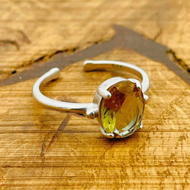 Women’s Round Zultanite Ring - TryAladdin