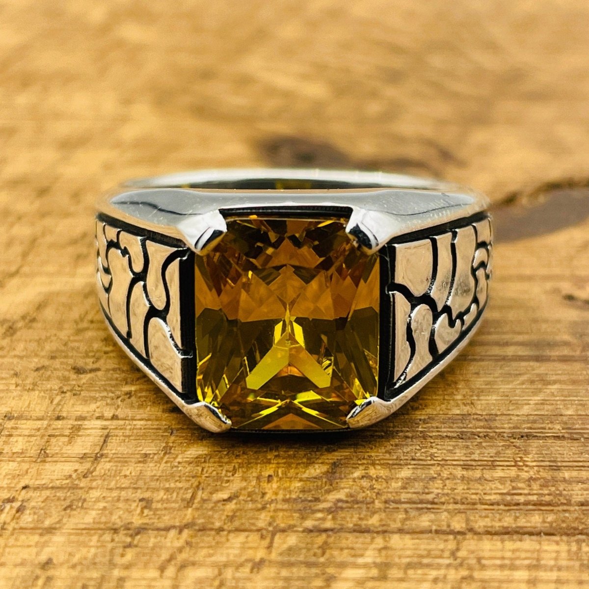 Yellow Citrine Stone Men's Silver Ring - TryAladdin