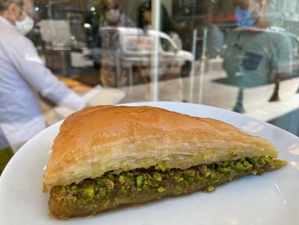 Gaziburma Mustafa | Carrot Slice Baklava - TryAladdin