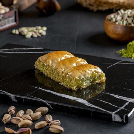 Koskeroglu | Antep Wrap Baklava with Pistachio in Gift Metal Box - TryAladdin